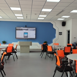 湖南某高校模擬導游英語實訓室