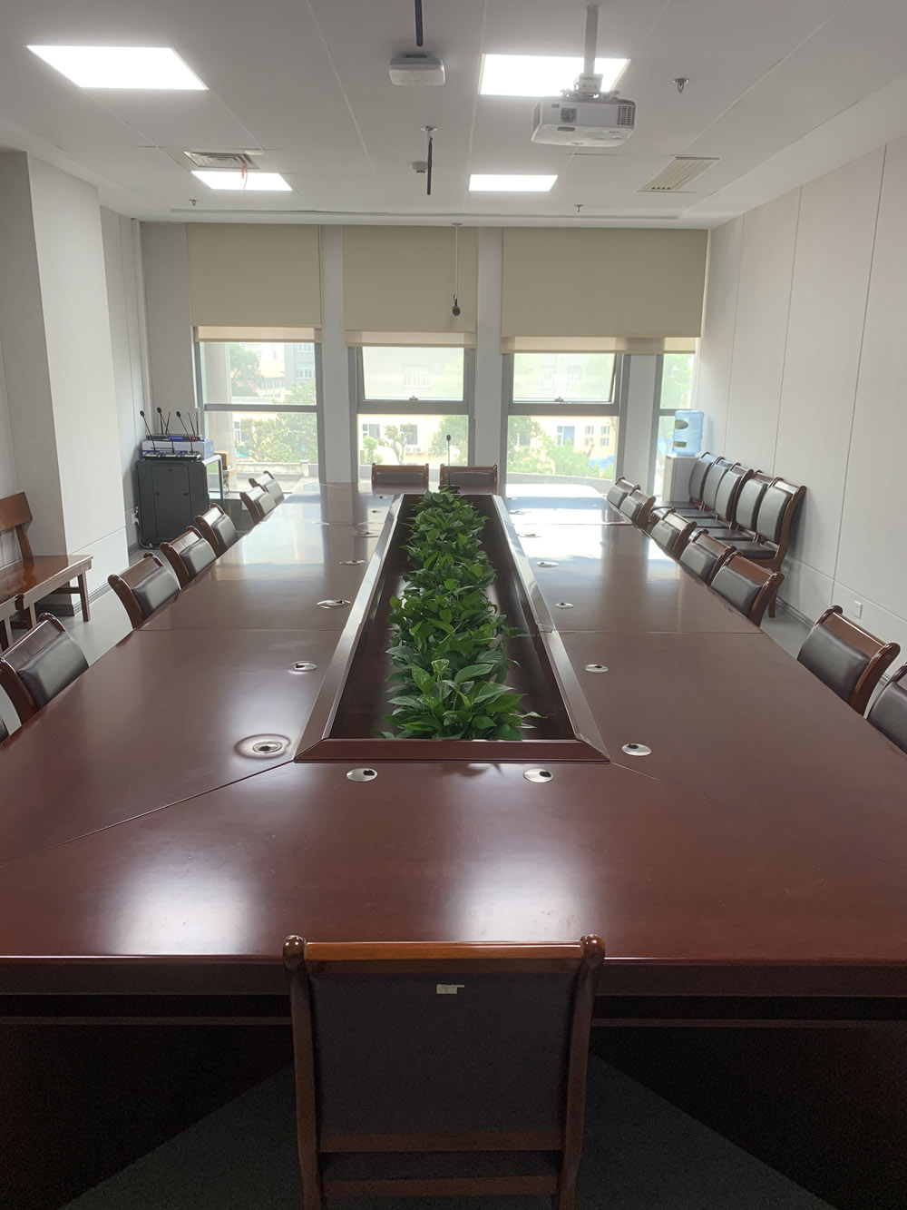 中南大學智慧教室建設(圖2) 中南大學智慧教室建設(圖2)